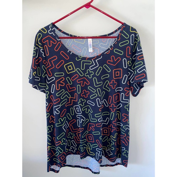 Lularoe Classic T Gray with multicolor shapes XL EUC - Picture 2 of 8